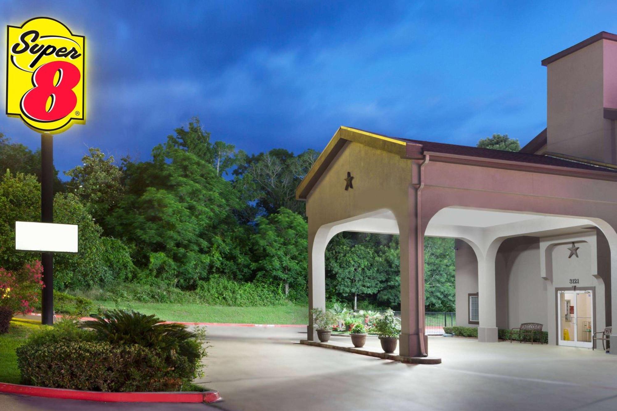Super 8 By Wyndham Huntsville Exterior foto